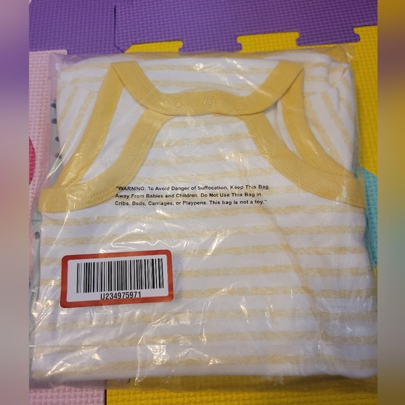 Cloud Island Baby Short Sleeve Bodysuits Yellow Multi (4 Pack) NWT SIZE 12M - Picture 4 of 6